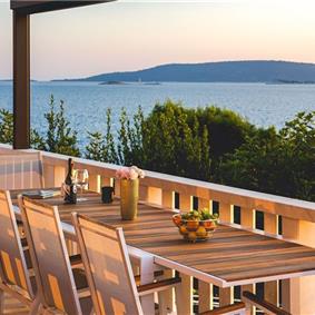 5 bedroom beachfront villa with pool on Ciova Island, Trogir, sleeps 12